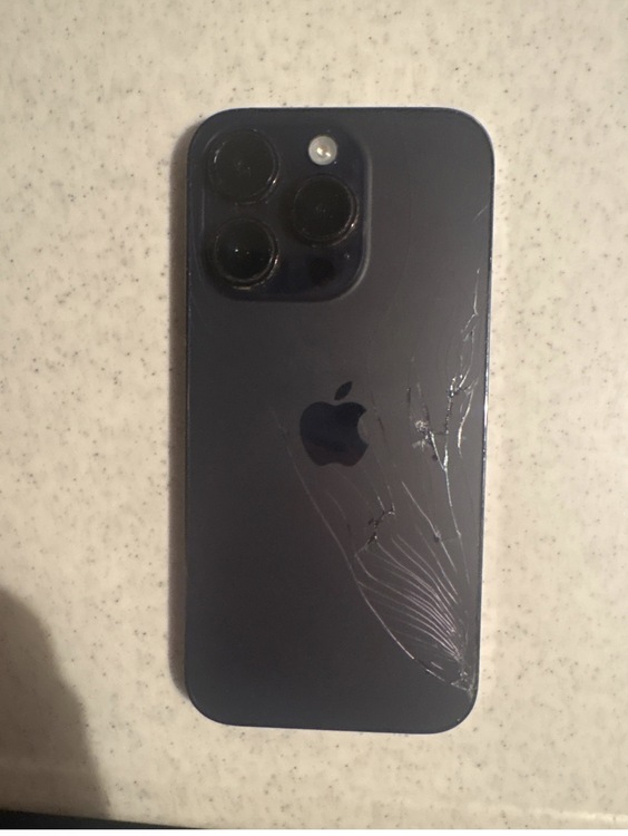 iPhone14プロ（スマホ）の商品画像 - 査定依頼日：2026年6月11日 - 最高査定価格：50,000円