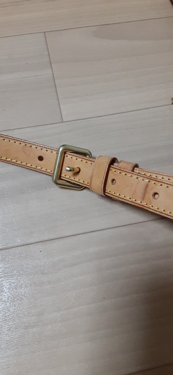 オデオンPM （ブランドバッグ）の商品画像 - 査定依頼日：2022年5月19日 - 最高査定価格：100,000円