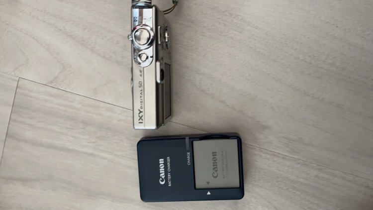 PC1101（カメラ）の商品画像 - 査定依頼日：2026年4月24日 - 最高査定価格：5,000円