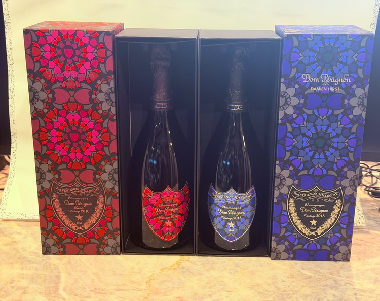 ドンペリ白ロゼ ダミアン・ハースト 限定コラボ（お酒）の商品画像 - 査定依頼日：2026年10月14日 - 最高査定価格：90,000円