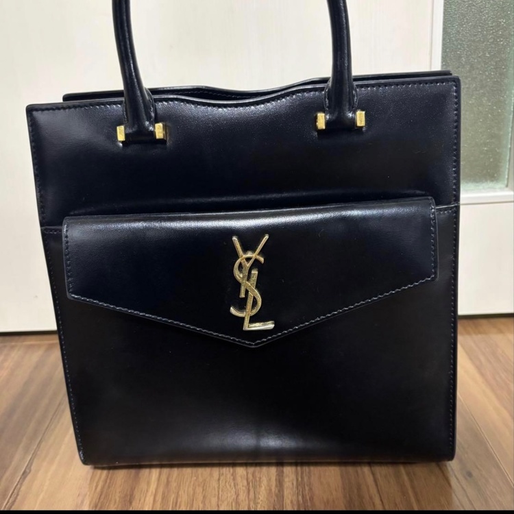 イブサンローラン  （ブランドバッグ）の商品画像 - 査定依頼日：2026年2月24日 - 最高査定価格：155,000円