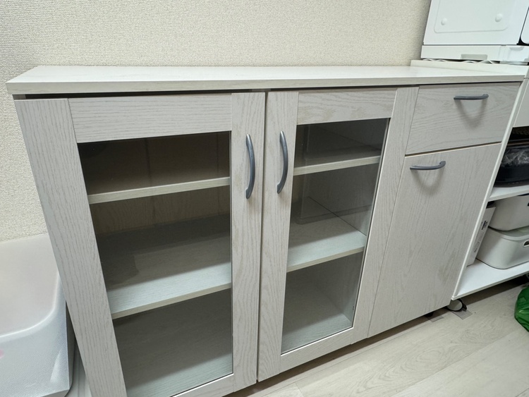 食器棚（家具・寝具）の商品画像 - 査定依頼日：2026年4月17日 - 最高査定価格：1,500円