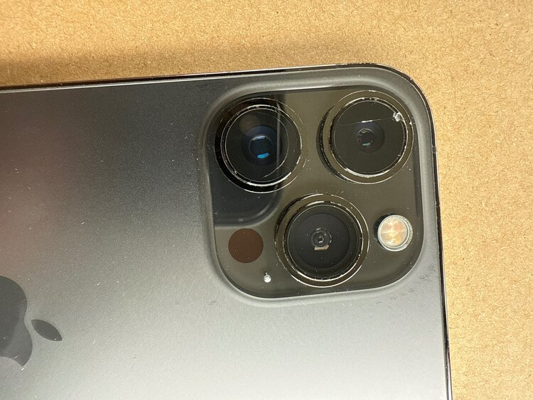 iPhone13promax（スマホ）の商品画像 - 査定依頼日：2025年3月13日 - 最高査定価格：21,000円