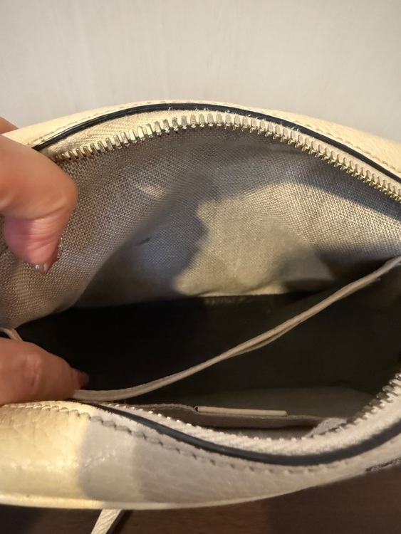 GUCCI GGスプリームキャンバス ショルダーバッグ（アイボリー）（ブランドバッグ）の商品画像 - 査定依頼日：2025年10月7日 - 最高査定価格：75,000円