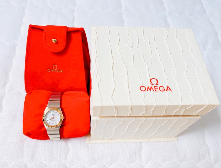 オメガ コンステーション O 123.20.27.60.55.001 （高級時計）の商品画像 - 査定依頼日：2025年8月25日 - 最高査定価格：350,000円