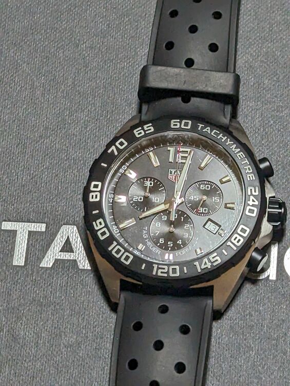 タグホイヤー フォーミュラ （高級時計）の商品画像 - 査定依頼日：2025年11月2日 - 最高査定価格：112,000円