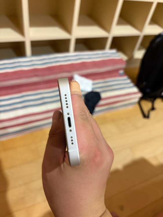 iPhone iPhone 14 512GB SIMフリー（スマホ）の商品画像 - 査定依頼日：2026年9月29日 - 最高査定価格：52,000円