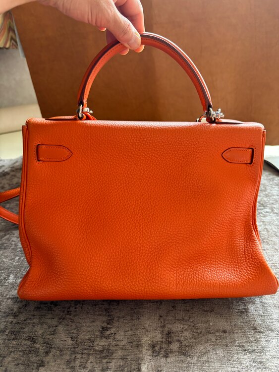 ケリー32cm（ブランドバッグ）の商品画像 - 査定依頼日：2025年5月27日 - 最高査定価格：600,000円