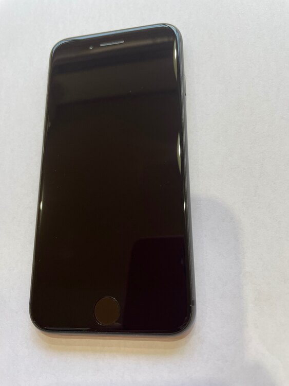 スペースグレイ（スマホ）の商品画像 - 査定依頼日：2025年4月7日 - 最高査定価格：7,000円