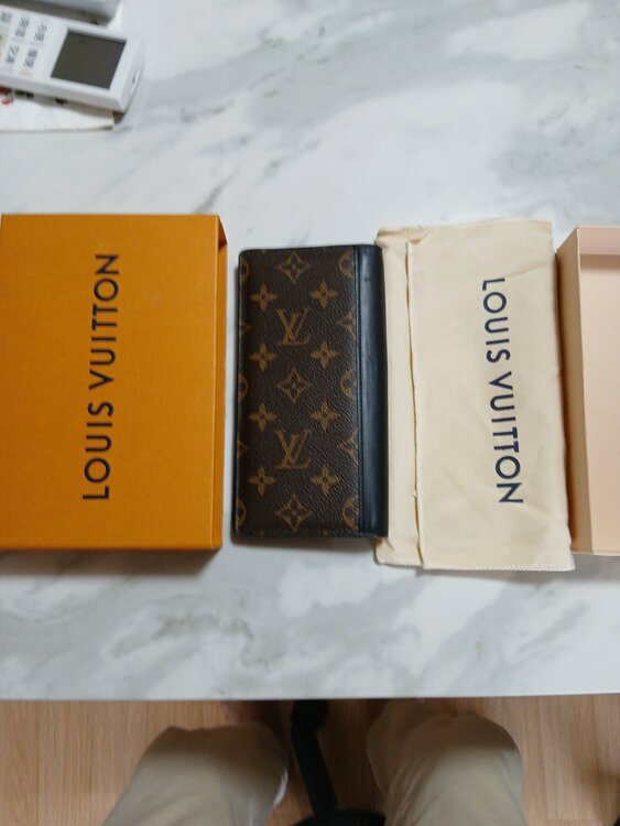 領収書…レシートあります～型番はわかりません（ブランド財布・小物）の商品画像 - 査定依頼日：2026年9月12日 - 最高査定価格：14,000円