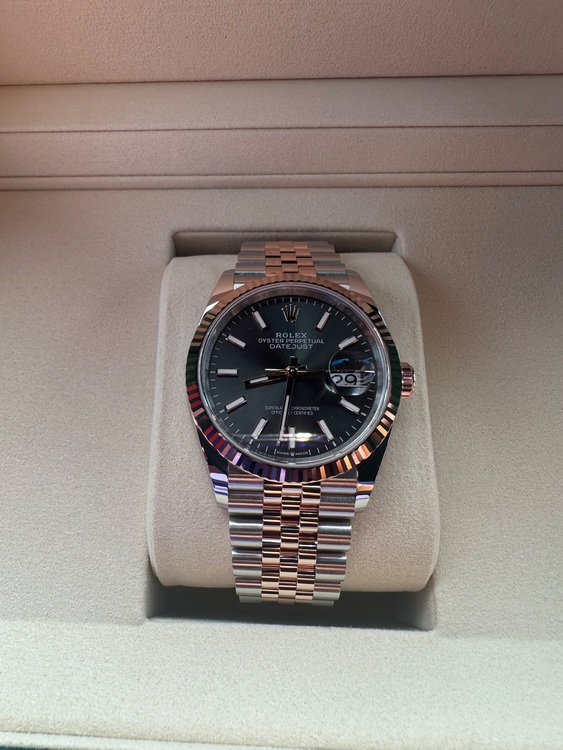 126231（高級時計）の商品画像 - 査定依頼日：2025年8月30日 - 最高査定価格：2,380,000円