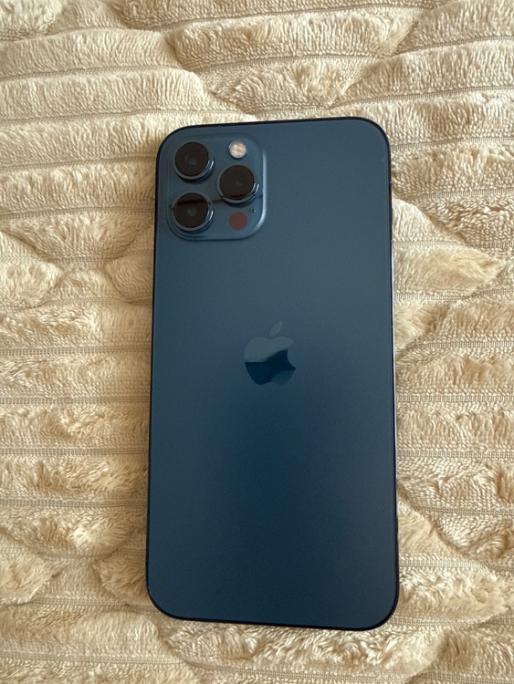 iPhone12ProMAX（スマホ）の商品画像 - 査定依頼日：2026年3月30日 - 最高査定価格：44,000円