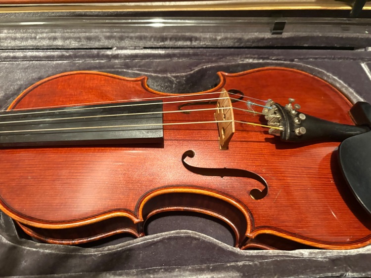 鈴木バイオリン  モデル名： No.500 aunn 2015（ピアノ・楽器・PA機材）の商品画像 - 査定依頼日：2025年10月27日 - 最高査定価格：18,000円