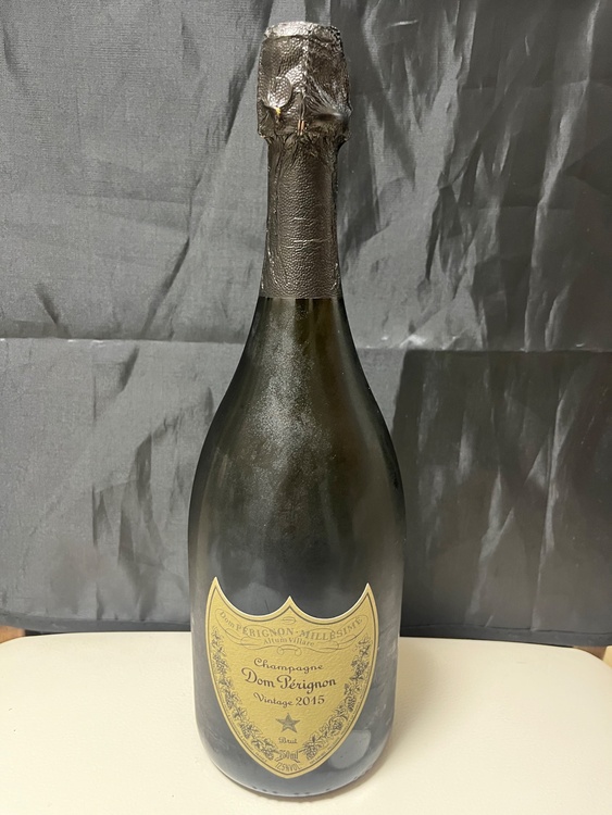 シャンパン ドン・ペリニヨン （お酒）の商品画像 - 査定依頼日：2026年3月16日 - 最高査定価格：20,500円