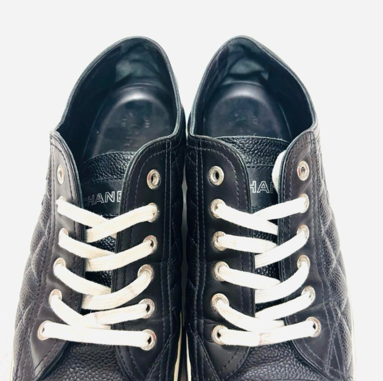 シャネル レザースニーカー（古着・ファッション）の商品画像 - 査定依頼日：2025年9月3日 - 最高査定価格：20,000円