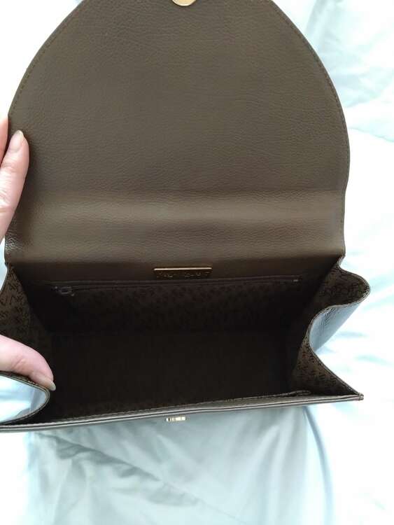 ワンハンドルバッグ（ブランドバッグ）の商品画像 - 査定依頼日：2025年4月19日 - 最高査定価格：20,000円