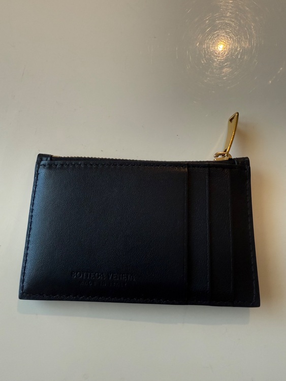 ボッテガ・ヴェネタ  （ブランドバッグ）の商品画像 - 査定依頼日：2025年7月21日 - 最高査定価格：40,000円