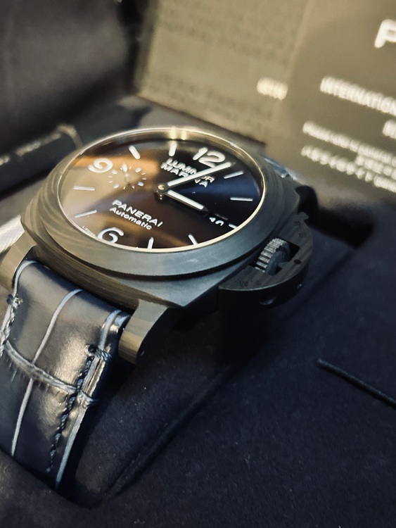 パネライ ルミノール Pam01664（高級時計）の商品画像 - 査定依頼日：2025年11月14日 - 最高査定価格：1,300,000円