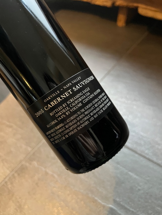 ワイン スクリーミングイーグル （お酒）の商品画像 - 査定依頼日：2026年3月31日 - 最高査定価格：325,000円