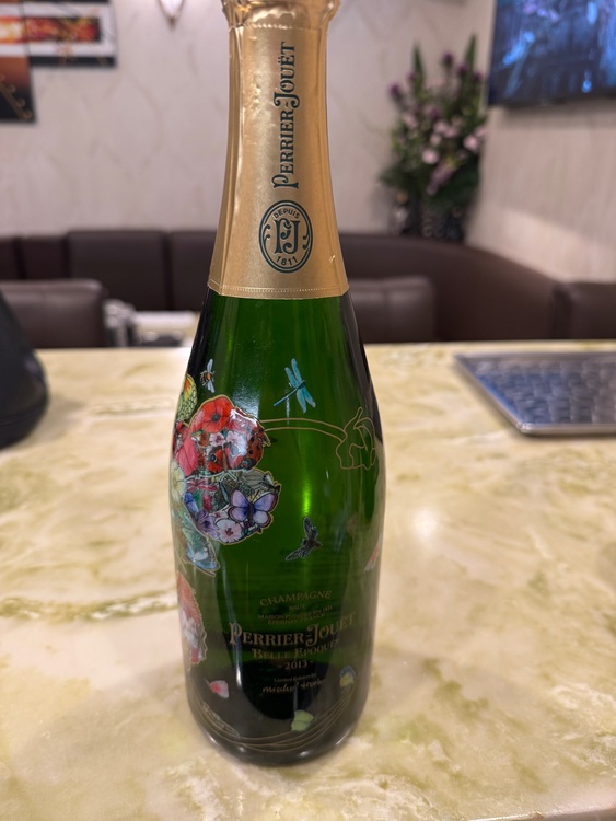 120thベルエポックアニバーサリーエディション2013（お酒）の商品画像 - 査定依頼日：2025年11月8日 - 最高査定価格：19,000円