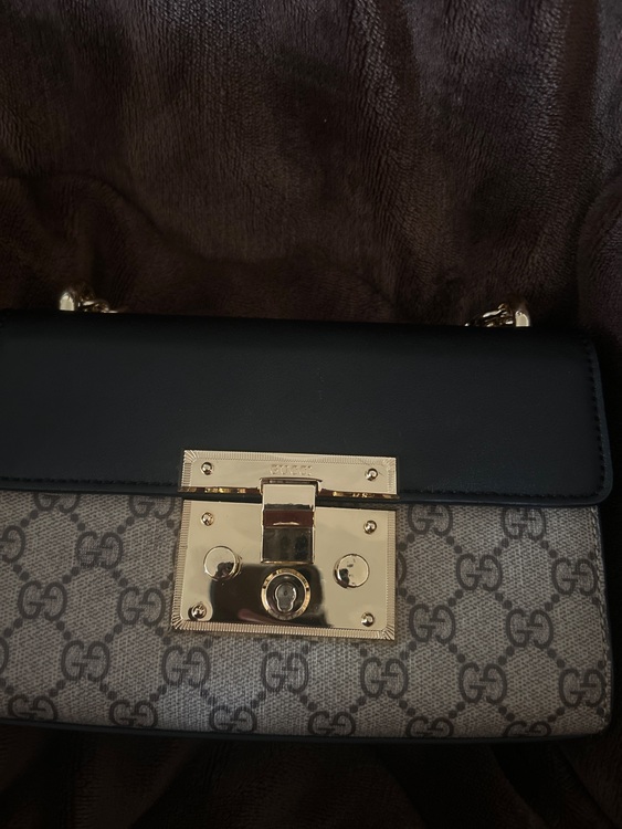 グッチ  （ブランドバッグ）の商品画像 - 査定依頼日：2025年11月11日 - 最高査定価格：80,000円