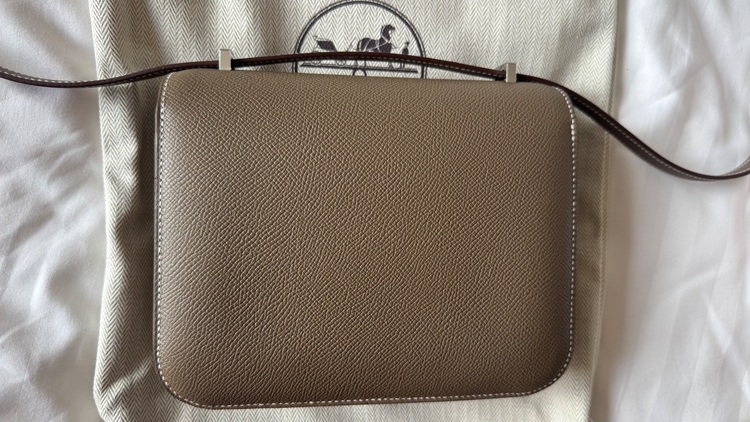 エルメス コンスタンス （ブランドバッグ）の商品画像 - 査定依頼日：2025年6月7日 - 最高査定価格：100,000円