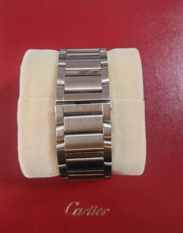 カルティエ タンク カルティエ タンクフランセーズLM WSTA0067（高級時計）の商品画像 - 査定依頼日：2025年3月6日 - 最高査定価格：595,000円