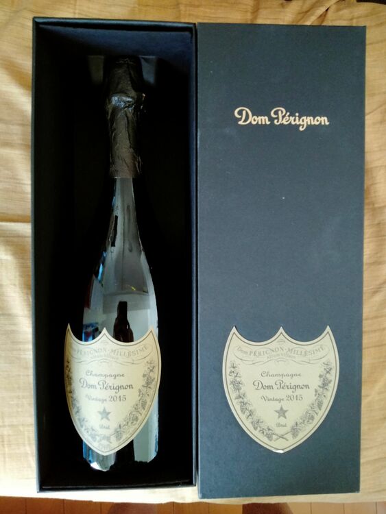 シャンパン ドン・ペリニヨン （お酒）の商品画像 - 査定依頼日：2025年9月7日 - 最高査定価格：22,000円