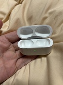 air pods pro（オーディオ・スピーカー）の商品画像 - 査定依頼日：2025年12月27日 - 最高査定価格：100,000円