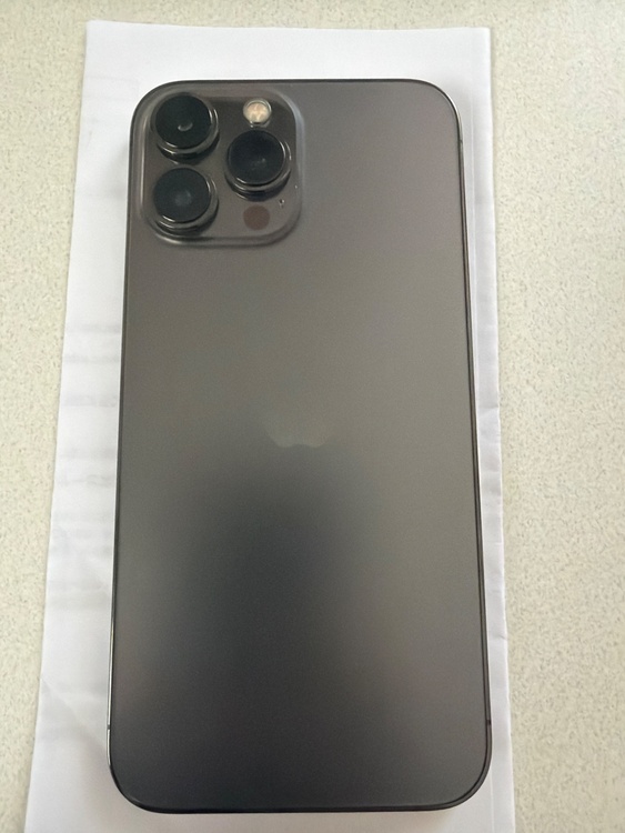 iPhone13Pro MAX 256GB simフリー（スマホ）の商品画像 - 査定依頼日：2026年4月16日 - 最高査定価格：61,000円