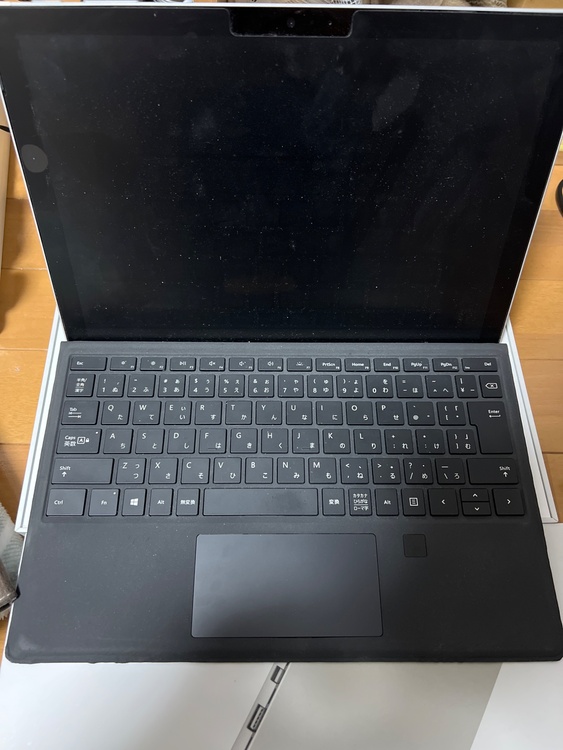 surface pro6（PC・タブレット）の商品画像 - 査定依頼日：2025年12月22日 - 最高査定価格：10,000円