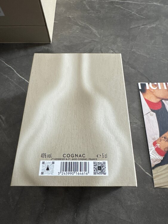 ヘネシーPARADISミニ（お酒）の商品画像 - 査定依頼日：2025年4月14日 - 最高査定価格：31,000円