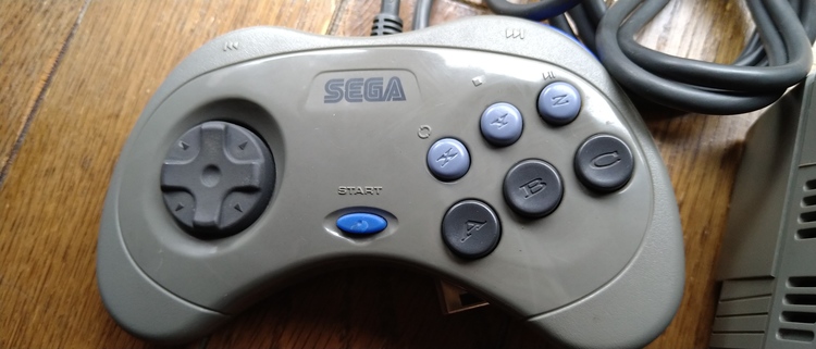 セガサターン（ゲーム機本体・ゲームソフト）の商品画像 - 査定依頼日：2021年8月16日 - 最高査定価格：1,000円