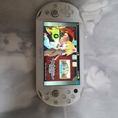 Psvita（ゲーム機本体・ゲームソフト）の商品画像 - 査定依頼日：2026年5月29日 - 最高査定価格：11,000円