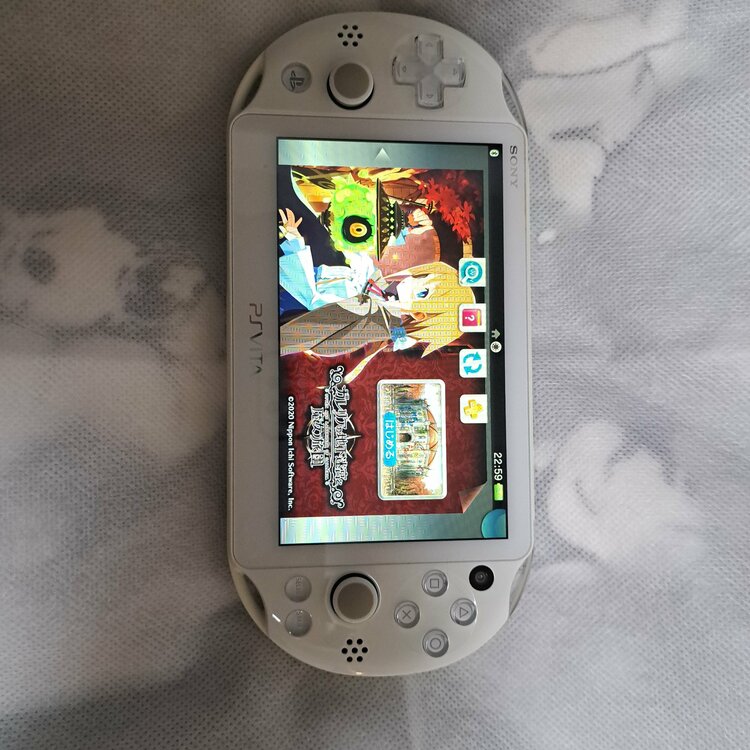 Psvita（ゲーム機本体・ゲームソフト）の商品画像 - 査定依頼日：2026年5月29日 - 最高査定価格：11,000円