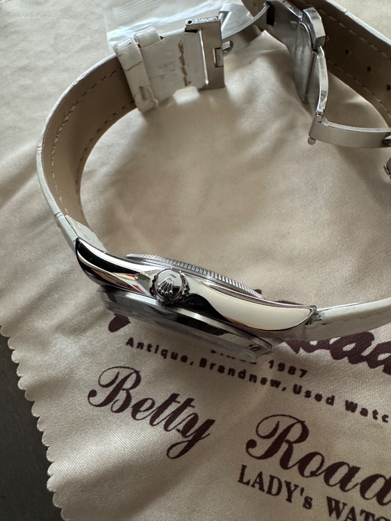 ロレックス エアキング 1400（高級時計）の商品画像 - 査定依頼日：2025年11月24日 - 最高査定価格：680,000円