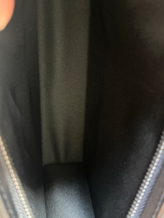  M81124（ブランドバッグ）の商品画像 - 査定依頼日：2026年3月6日 - 最高査定価格：180,000円