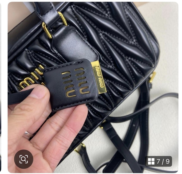 ミュウミュウ  （ブランドバッグ）の商品画像 - 査定依頼日：2026年3月8日 - 最高査定価格：220,000円