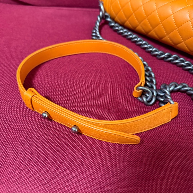 ボーイシャネル28 ラムスキン（ブランドバッグ）の商品画像 - 査定依頼日：2025年12月8日 - 最高査定価格：270,000円