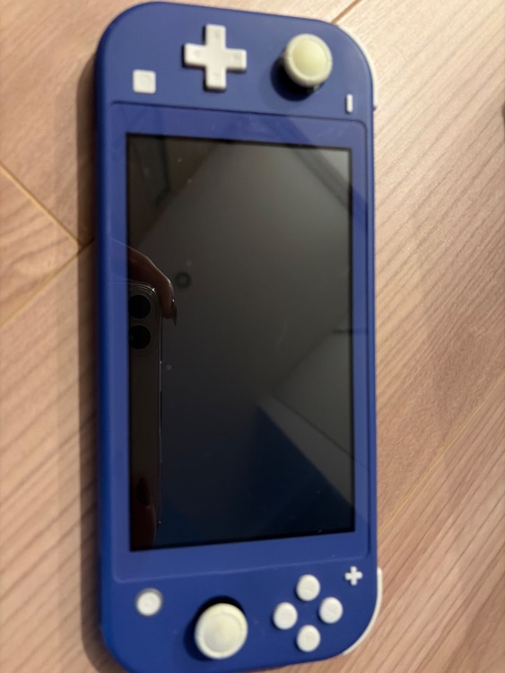 HDH-S-BBZAA(JPN)（ゲーム機本体・ゲームソフト）の商品画像 - 査定依頼日：2025年11月25日 - 最高査定価格：9,500円