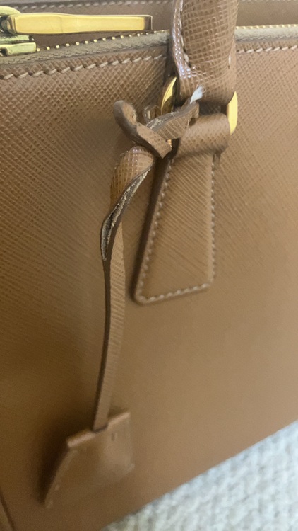 プラダ  （ブランドバッグ）の商品画像 - 査定依頼日：2025年8月17日 - 最高査定価格：110,000円