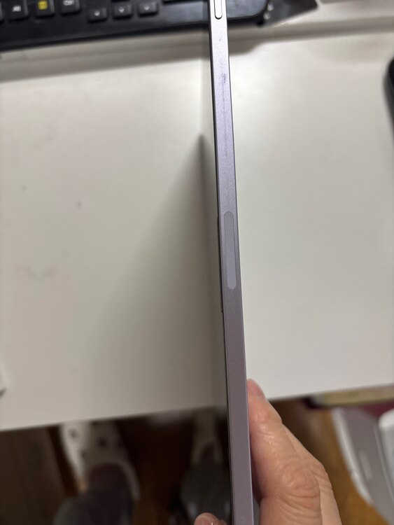 11インチiPad Air M2（PC・タブレット）の商品画像 - 査定依頼日：2025年4月1日 - 最高査定価格：52,000円