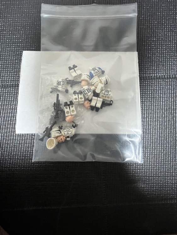 LEGO スターウォーズ　コミコン2008クローンウォーズセット　世界1200個（その他のおもちゃ）の商品画像 - 査定依頼日：2026年6月23日 - 最高査定価格：2,000円