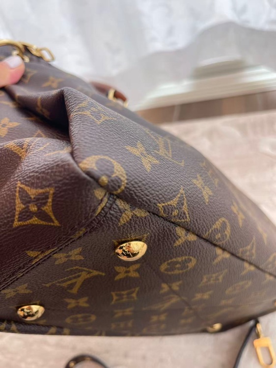 ルイヴィトン モノグラム （ブランドバッグ）の商品画像 - 査定依頼日：2025年9月16日 - 最高査定価格：160,000円