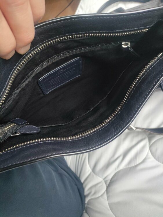 コーチ ショルダーバッグ（ブランドバッグ）の商品画像 - 査定依頼日：2026年1月28日 - 最高査定価格：3,000円