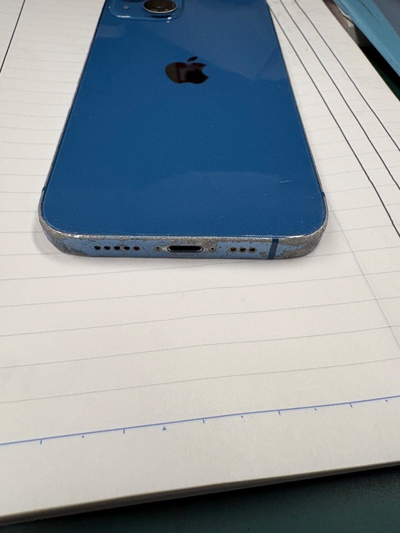 iPhone 13 128GB 楽天モバイル（スマホ）の商品画像 - 査定依頼日：2026年3月29日 - 最高査定価格：31,000円