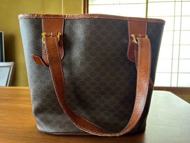 バケツ型パック（ブランドバッグ）の商品画像 - 査定依頼日：2025年2月2日 - 最高査定価格：5,000円