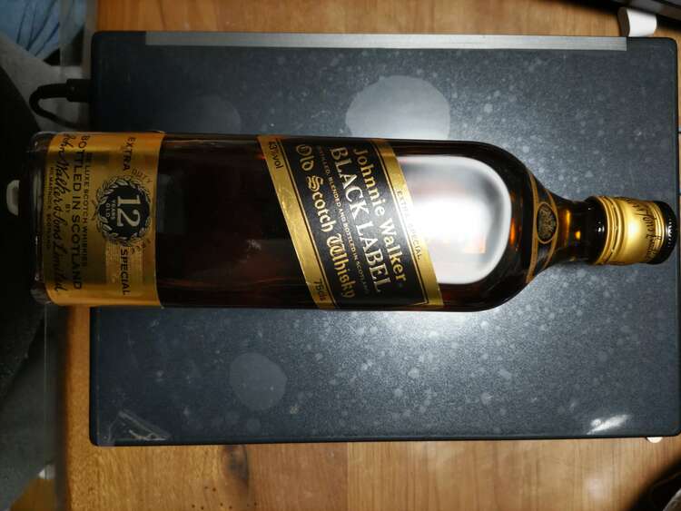 ウイスキー ジョニーウォーカー （お酒）の商品画像 - 査定依頼日：2025年1月17日 - 最高査定価格：1,500円