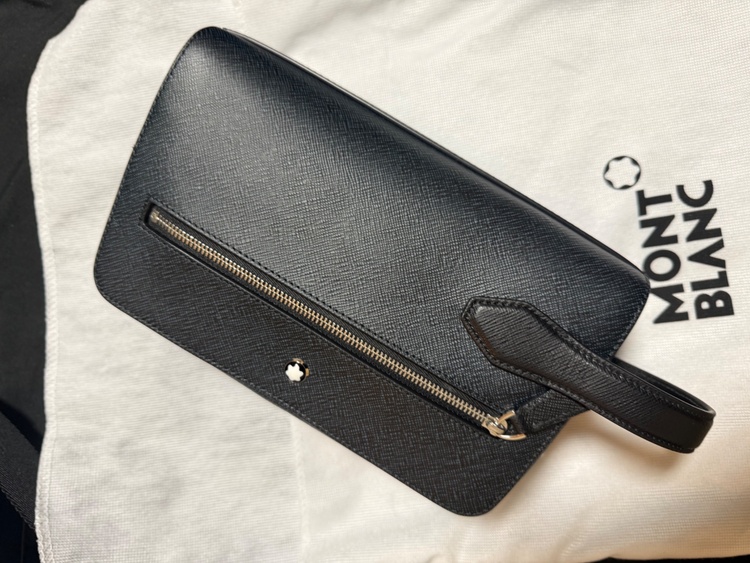 サルトリアル クラッチ MONTBLANC（ブランド財布・小物）の商品画像 - 査定依頼日：2026年1月3日 - 最高査定価格：100,000円