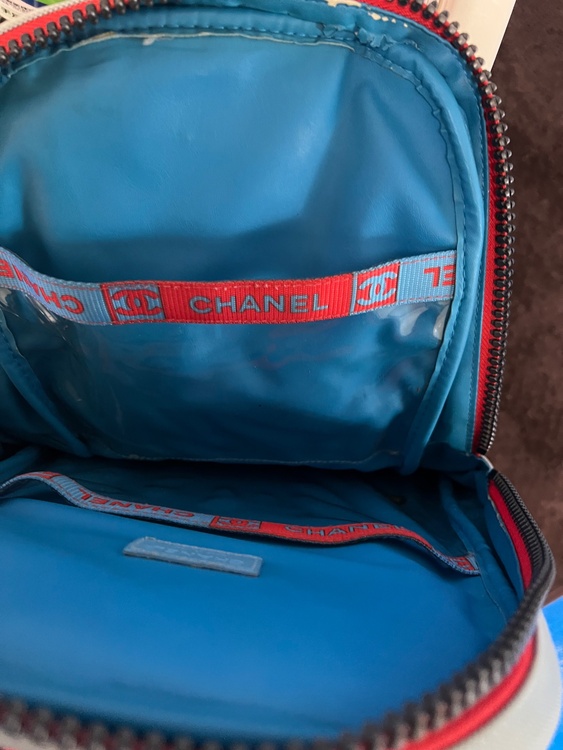 リュック（ブランドバッグ）の商品画像 - 査定依頼日：2025年12月9日 - 最高査定価格：65,000円